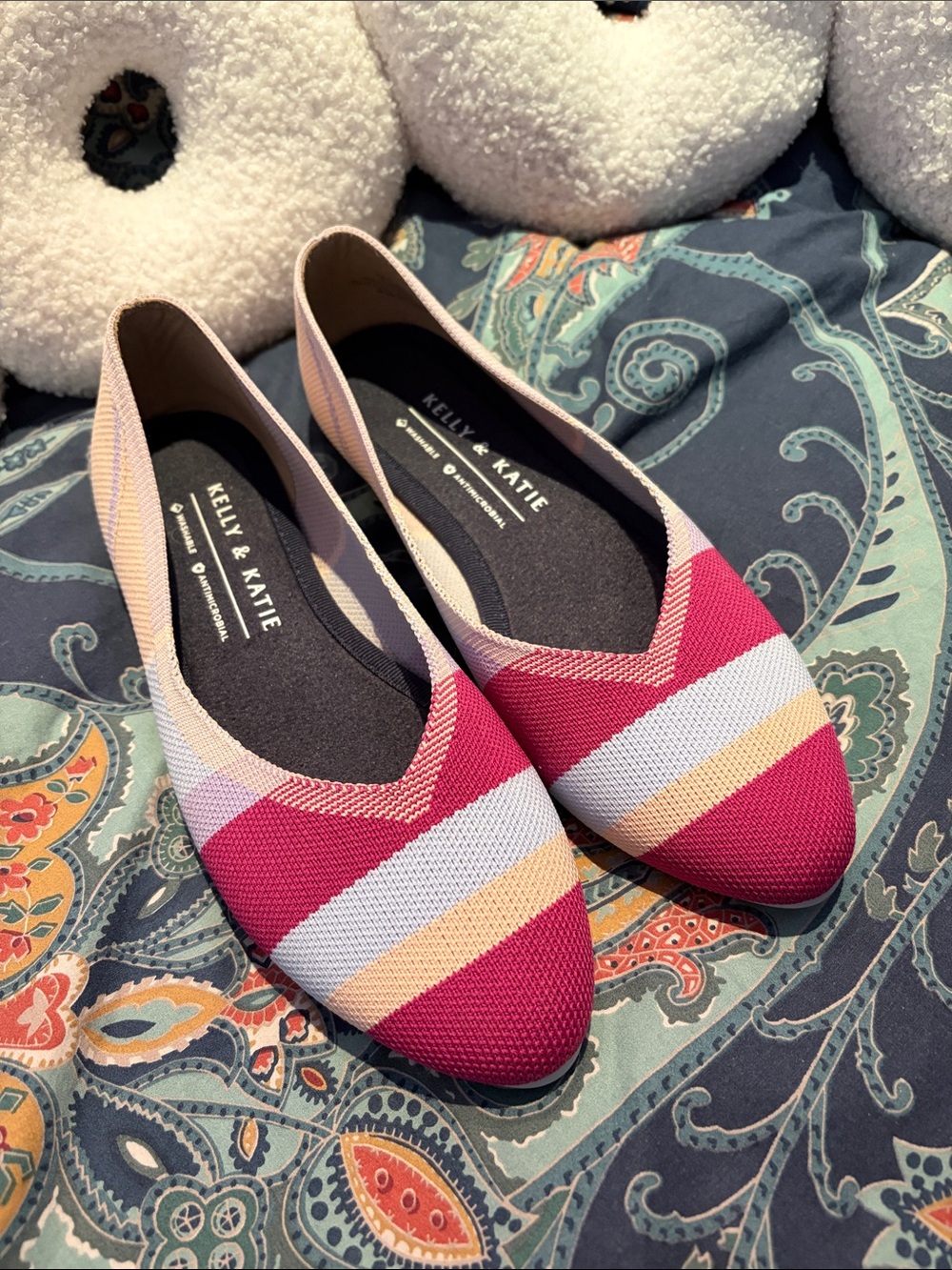 Kelly & Katie Women's 6.5M Colorful Pointed Knit Flats
